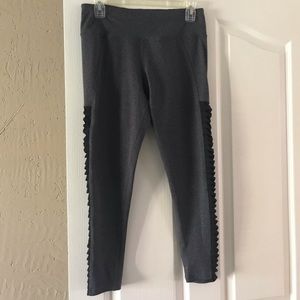 Betsy Johnson Capri